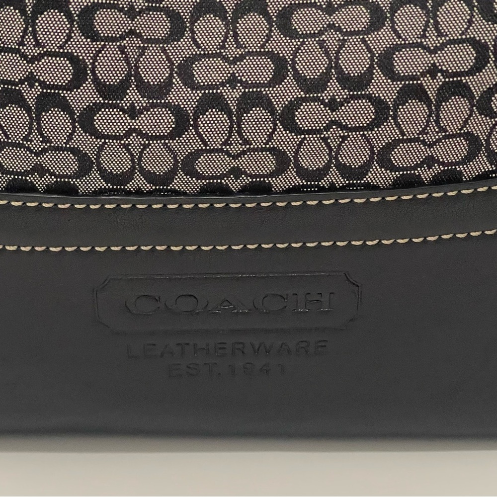 Coach Little CC Large Tote shoulder Bag – Signature Logo - Picture 9 of 16